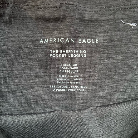 Yoga Leggings<𝟑 - Picture 2 of 2